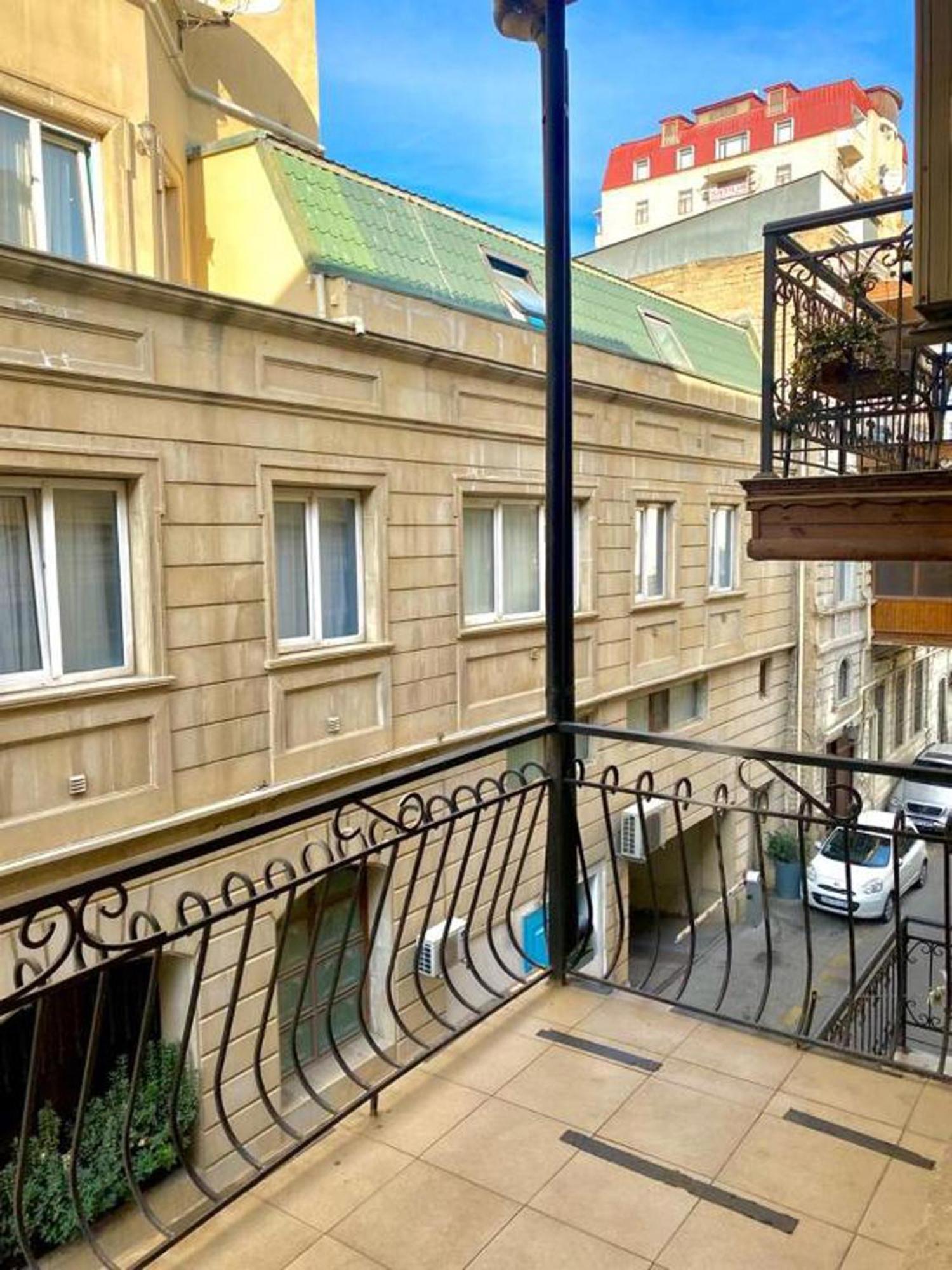 S T Hostel Formerly Sth Hostel Baku Extérieur photo